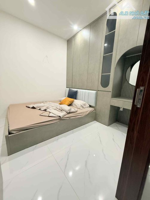 Bán căn hộ tập thể HVKT Quân Sự, 234 Hoàng Quốc Việt,  2 ngủ full đồ đẹp chỉ 3,98 tỷ - 1