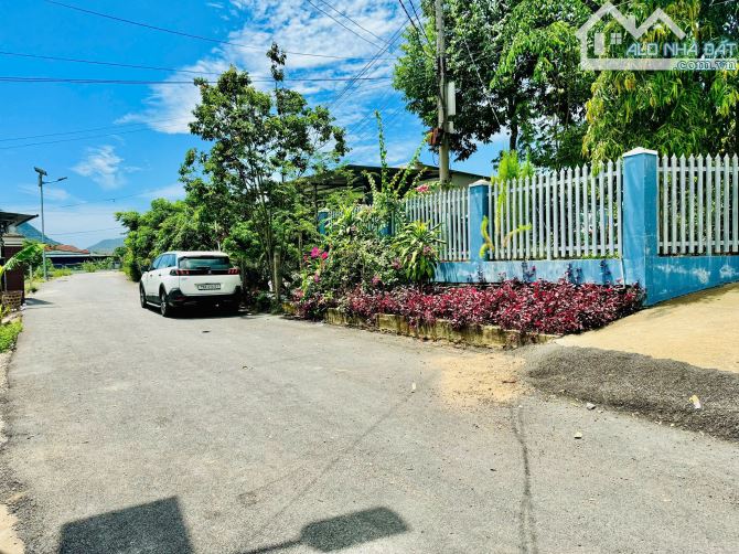 Bán đất mặt tiền đường nhựa Suối Cát – đối diện trường học, giá chỉ 590 triệu - 1