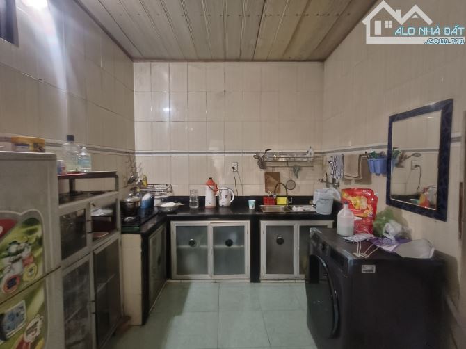 BÁN NHÀ MẶT TIỀN KINH DOANH - 148M2, NGANG 7,9M - ĐƯỜNG 379 - TNP A - Q9 CŨ - 1