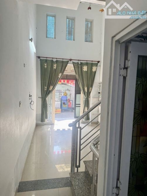 Liên khu 7-13, BHH A, Bình  Tân. DT 3 ×11, 3 tầng. Giá 3,65 tỷ TL. - 1