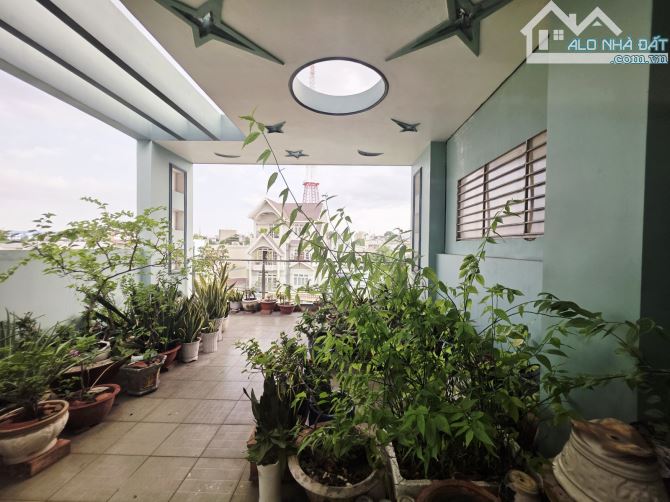 BÁN NHÀ  MẶT TIỀN GIÁ RẺ - 113M2 - 4 TẦNG - 4PN, 5WC - ĐƯỜNG MAN THIỆN - Q9 CŨ - 1