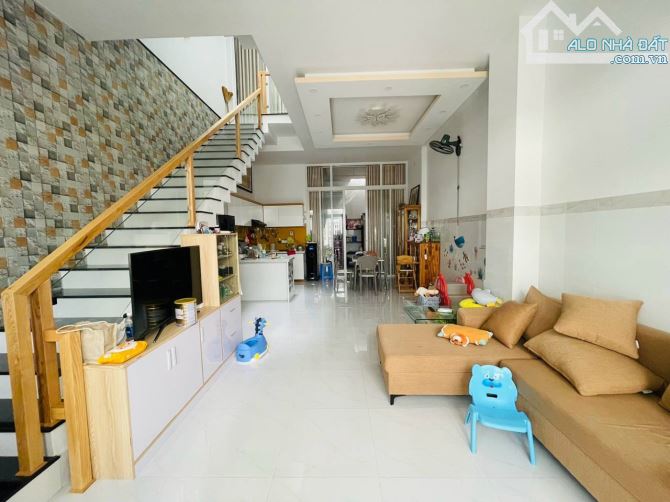 Bán Nhà 1 Trệt 2 Lầu Hẻm Oto Hoàng Hoa Thám 75M2 (5x15) - Giá: 8.3Tỷ tl - 1