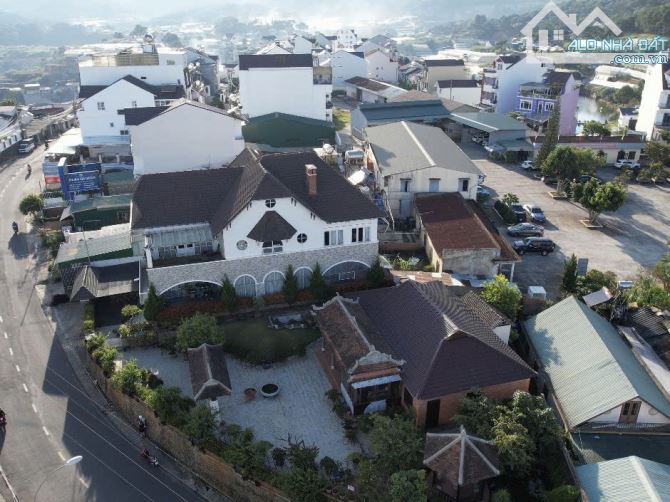 BIỆT THỰ SÂN VƯỜN CỰC RỘNG - ĐẦU ĐƯỜNG AN SƠN ĐÀ LẠT - GẦN TRUNG TÂM ĐẦY ĐỦ TIỆN ÍCH - 1