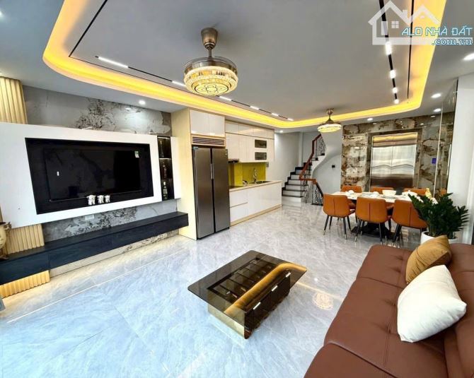 OTO vào nhà, Phố Lụa, Vạn Phúc, Hà Đông 62m x 5 tầng THANG MÁY 15,4 tỷ - 1