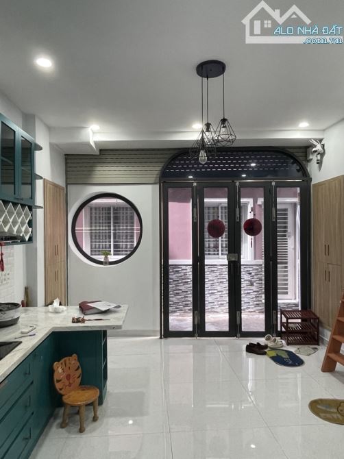 Trương Quốc Dung Phú Nhuận, 4 tầng, Khu VIP, giá chỉ 6.6 tỷ TL - 1