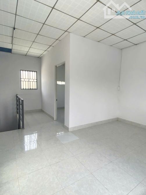 Bán nhà 1 trệt 1 lầu gần trường tiểu học Tân Bửu, phường Bửu Long cũ - 1