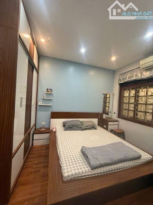 Bán nhà trung tâm Hai Bà Trưng ở luôn 45m2 - 5 tầng - Cách ô tô 20m - Nhỉnh 9 Tỷ - 1