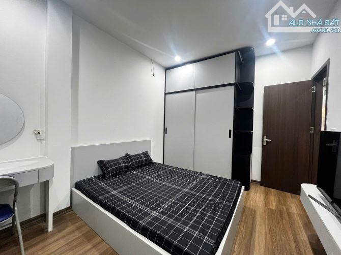 BÁN NHÀ LÔ GÓC – TT ĐỐNG ĐA – FULL NỘI THẤT 37M² – 4 TẦNG – GIÁ 7.5 TỶ - 1