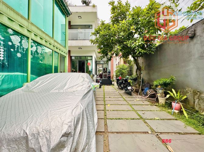 Bán biệt thự view sông, siêu sang, P. Thống Nhất, gần khu D2D, giá tốt!