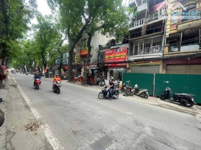 BÁN TOÀ MẶT PHỐ ĐÊ LA THÀNH TO QUẬN ĐỐNG ĐA-DIỆN TÍCH 97M2 MT 9M-GIÁ 83.5 TỶ - 1