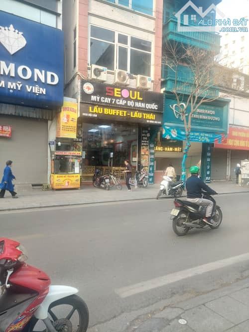 NHÀ MẶT PHỐ ĐỘI CẤN - Ô TÔ DỪNG ĐỒ - MẶT TIỀN 5M - DT 90m2 - 1
