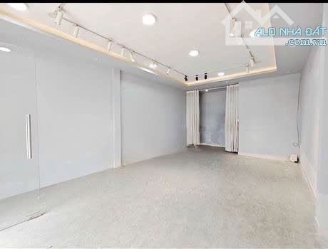 Cho thuê nhà Mặt tiền Nguyễn Thông, P9, Quận 3, 5x10m Trệt - 23tr - 1