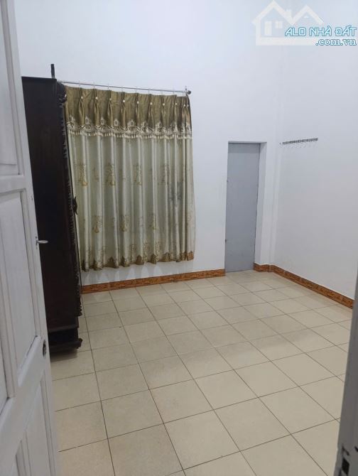 Nhà 2 tầng 3 phòng ngủ kiệt ô tô Bùi Thị Xuân - 1