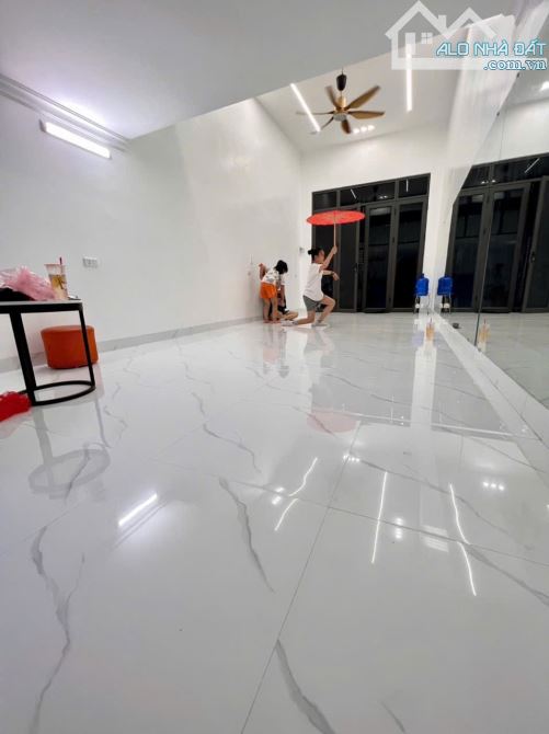 Bán nhà đẹp trung tâm phố – ngõ Võ Nguyên Giáp, đường 52m - 1