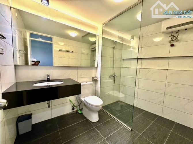Bán Nhà Dân Xây Bồ Đề hơn 7 tỷ-FULL NỘI THẤT-NGÕ NÔNG THÔNG-GẦN Ô TÔ-SỔ VUÔNG-HIẾM - 1