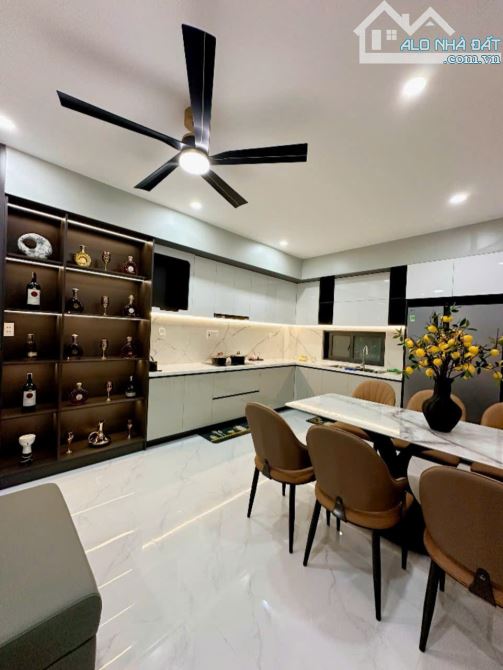 BÁN NHÀ MẶT TIỀN TRẦN KHẮC CHÂN - GIÁ 5.380 TỈ - 1