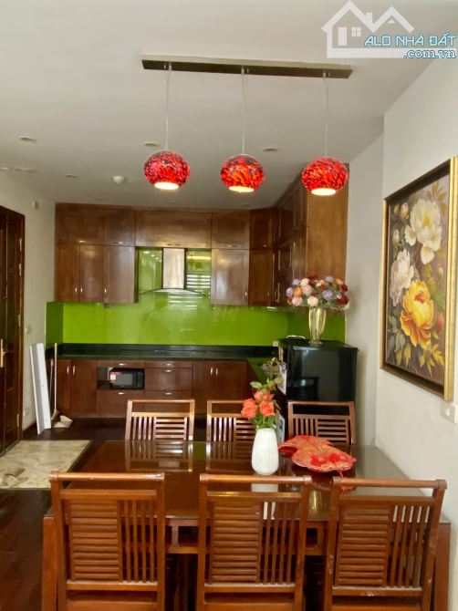 Cho thuê căn hộ 100m2 3PN 2WC full nội thất D11 Trần Thái Tông 19tr có thương lượng - 1