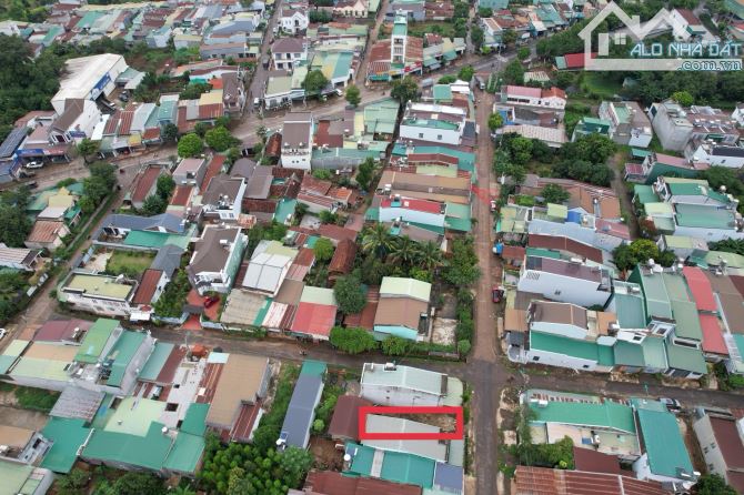 Đất mặt tiền kinh doanh — đầu a4 phạm ngũ lão - 1