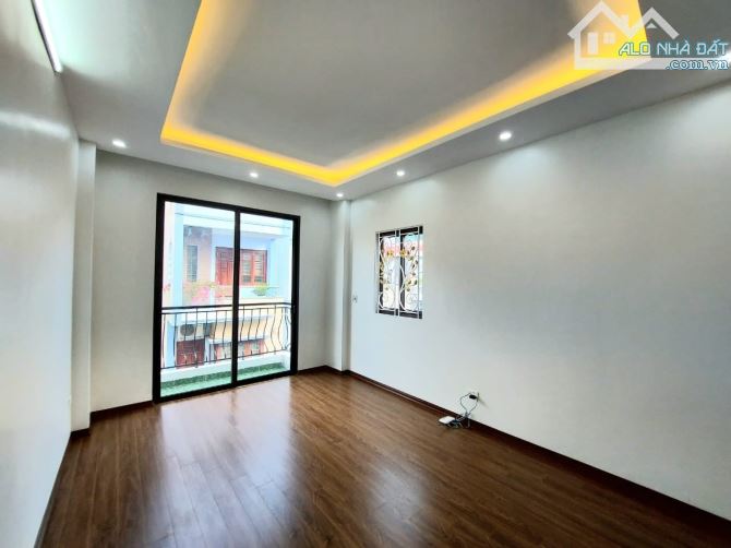 Bán nhà thôn Tân Hà, gần bưu điện Đông Mỹ, 50m x 4 tầng mới, 5.98 tỷ - 1