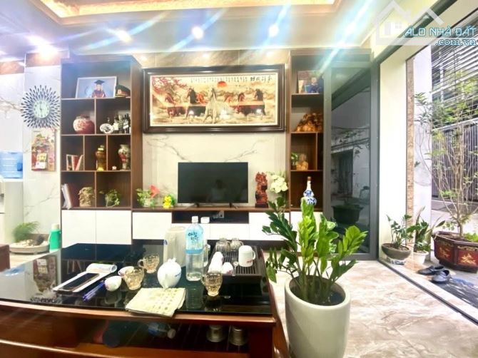 CỰC PHẨM HÀ ĐÔNG, 1 NHÀ RA PHỐ LÊ TRỌNG TẤN 40M2, 5 TẦNG, NHỈNH 8 TỶ, CÓ THƯƠNG LƯỢNG - 1