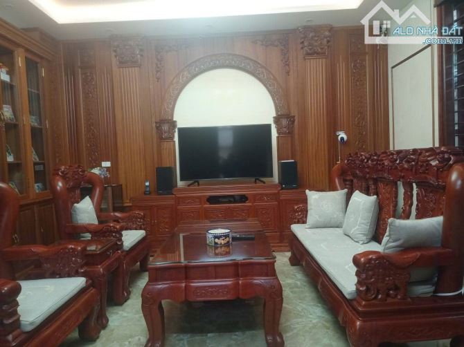 BÁN BIỆT THỰ DI TRẠCH 146 M2 NHÀ ĐẸP, PHONG CÁCH HIỆN ĐẠI, VỊ TRÍ ĐẮC ĐỊA 15.5 tỷ. - 1