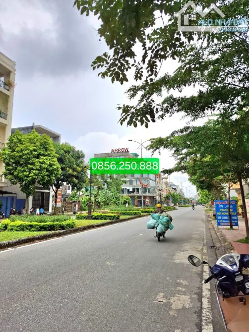 Lô đất siêu Vip hướng nam; mặt tiền rộng 5m; mặt Đỗ Mạnh Đạo; ĐT Bãi Viên cần chuyển đổi - 1