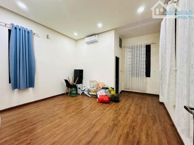 NHÀ 3 TẦNG – 2 MẶT KIỆT HOÀNG DIỆU – 59,4M² – GIÁ CHỈ 5,6 TỶ – SÁT CÔNG VIÊN, CẦU RỒNG - 1