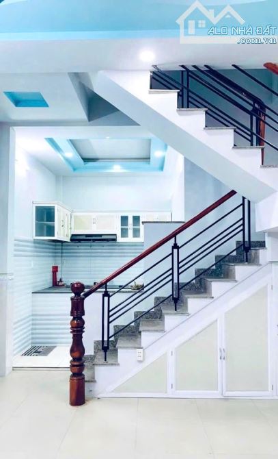 Bán nhà 2 tầng mới đẹp - 37m3 (4x9) - sát mặt tiền - gần Khu họ Lê, Tân Phú - hơn 4 tỷ - 1