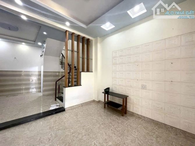 Bán Nhà 2 tầng nhỉnh 3Tỷ, hẻm xe hơi 8m đường TX21, gần khu Picity Thạnh Xuân - 1