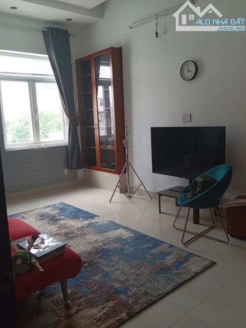 Chỉ 7 Tỷ Nhà 2 Tầng Quận 7–Sát Mặt Tiền Huỳnh Tấn Phát-Khu Hoàn Cầu – DT 100 m² - 1