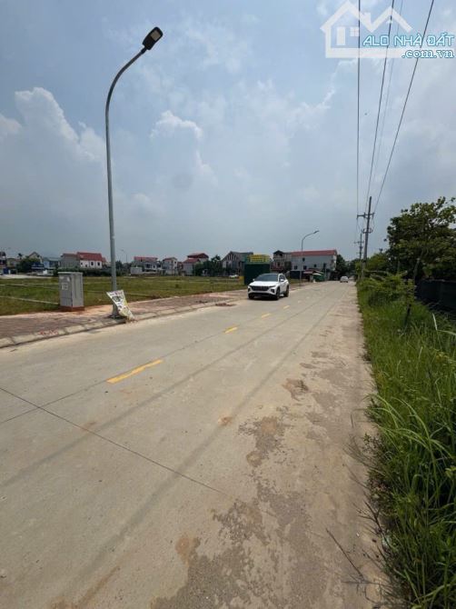 LÔ ĐẤT ĐẸP ĐẤU GIÁ ĐÔNG LAI QUANG TIẾN SÓC SƠN DIỆN TÍCH 90M2 GIÁ ĐẦU TƯ - 1