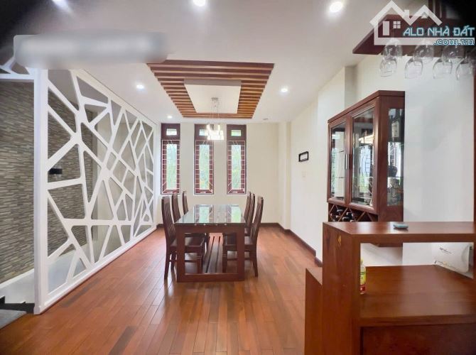 Cần bán căn nhà đẹp nhất đường Nguyễn Lương Bằng - Pleiku - Gia Lai - 1