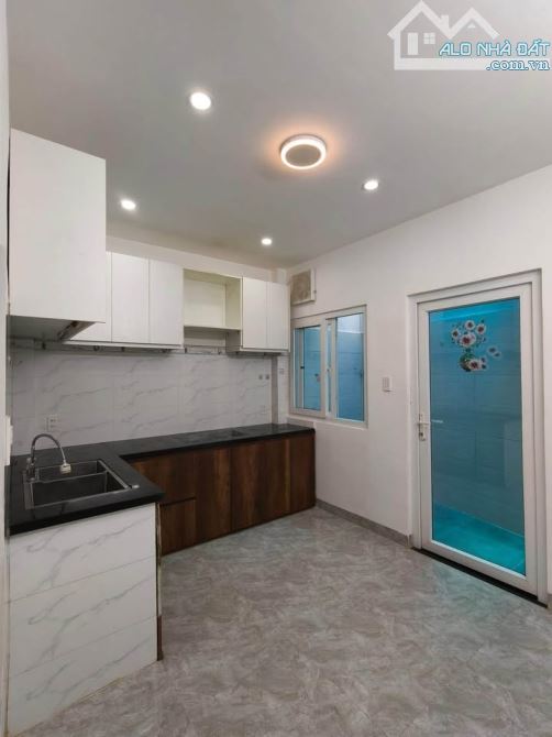 TRỊNH ĐÌNH THẢO TÂN PHÚ - NHÀ MỚI 33M2 - 2 TẦNG CHỈ 4.05 TỶ - 1