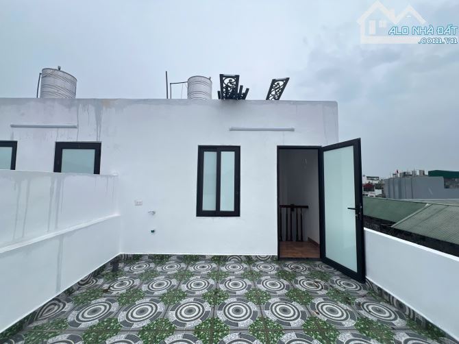 💥 GARA Ô TÔ – NHÀ 40M² x 6 TẦNG THANG MÁY – LÔ GÓC PHỐ NGUYỄN VĂN LINH – TẶNG NỘI THẤT – - 1
