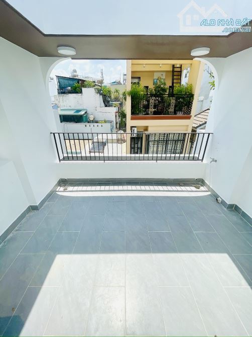 BÁN NHÀ SIÊU ĐẸP 4 TẦNG MỚI 100% DTSD 150M2 Tôn THẤT THUYẾT P.4 Q.4 GIÁ CHÍNH CHỦ 7TY950 - 12