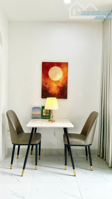 Siêu dòng tiền ! Bán toà CHDV - Pháo Đài Láng 80m x7 tầng TM, MT5.65 , Doanh thu 115 tr/ T - 12