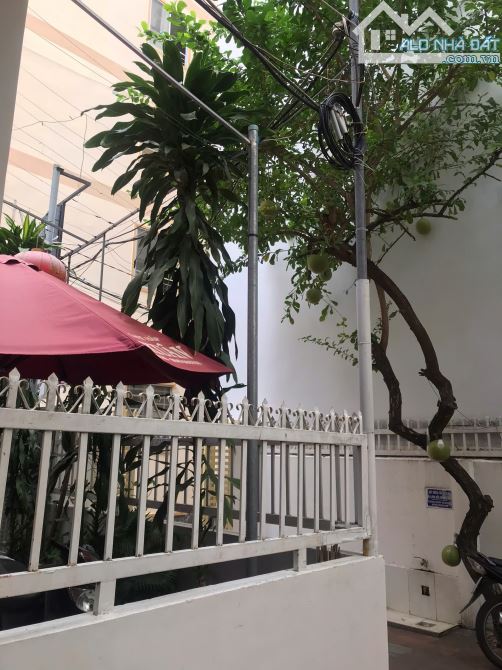 Ngộp nặng- bán khách sạn 5 tầng đủ PCCC cách bải biển Trân Phú bước chân dt 135m giá 20tỷ - 13