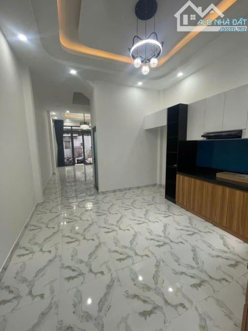Hàng nóng Tân Phú, đường Nguyễn Quý Anh, nhà đẹp, dọn vào ở ngay - 14