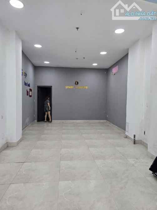Bán Căn Hộ Dịch Vụ, Thu Nhập 120tr/Tháng, Quận 7, Giá chỉ 20 tỷ - 14