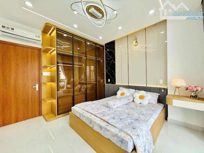 Nhà Mới Mặt Tiền KD Đường 8m - Gần Chợ Xóm Mới - Full Nội Thất - 14