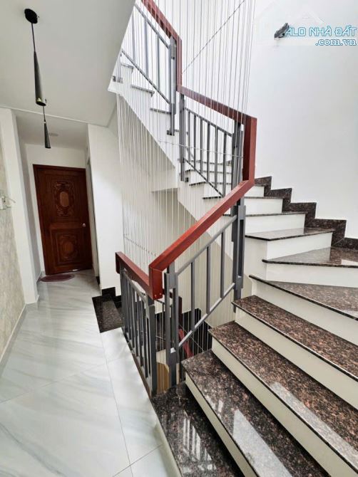 Bán nhà 5 tầng hẻm xe hơi Bùi Quang Là – 46m² – full nội thất – 5,8 tỷ còn thương lượng - 15