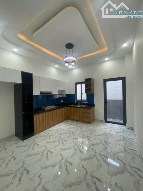 Hàng nóng Tân Phú, đường Nguyễn Quý Anh, nhà đẹp, dọn vào ở ngay - 16