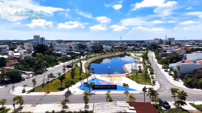 Lô góc siêu đẹp view hồ An Xuân