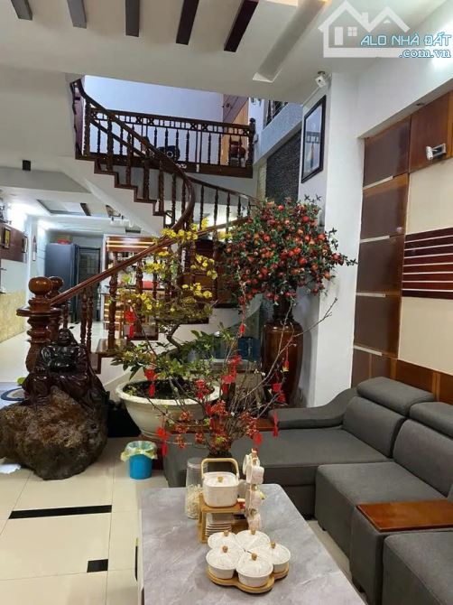 CẦN BÁN NHÀ 4 TẦNG ĐẸP NỘI THẤT TOÀN BẰNG GỖ,CHÂU THỊ VĨNH TẾ, NGŨ HÀNH SƠN, ĐÀ NẴNG - 2
