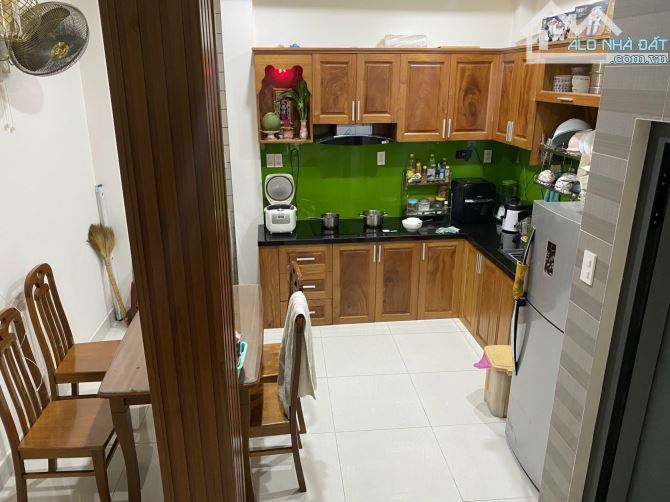 Bán nhà Gò Vấp, 4 Tầng Xe hơi đậu trong nhà, Dt 4x18m- Giá 7.8 tỷ tl - 2