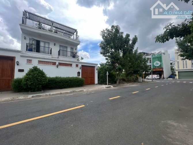 Bán Biệt thự Himlam đường Lương Định Của Q.2 DT 12x18 CN216m2 chỉ 59tỷ - 2