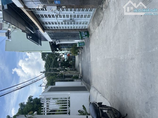 THẠNH XUÂN25 - HXH-5M x 19M - 4 TẦNG - ĐẸP LUNG LINH TẶNG FULL NỘI THẤT XỊN SÒ - GIÁ 7.8 T - 2