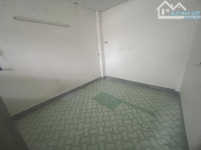 Bán nhà Nguyễn Ngọc Nhựt, Độc Lập, Tân Phú , 36m2, 2 tầng, 3.7 tỷ. - 2