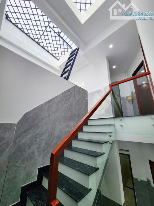 BIỆT THỰ MINI SIÊU ĐẸP – KHU CHỢ TÂN HƯƠNG – HẺM 10m THÔNG  Chỉ 7ty5  tl - 2