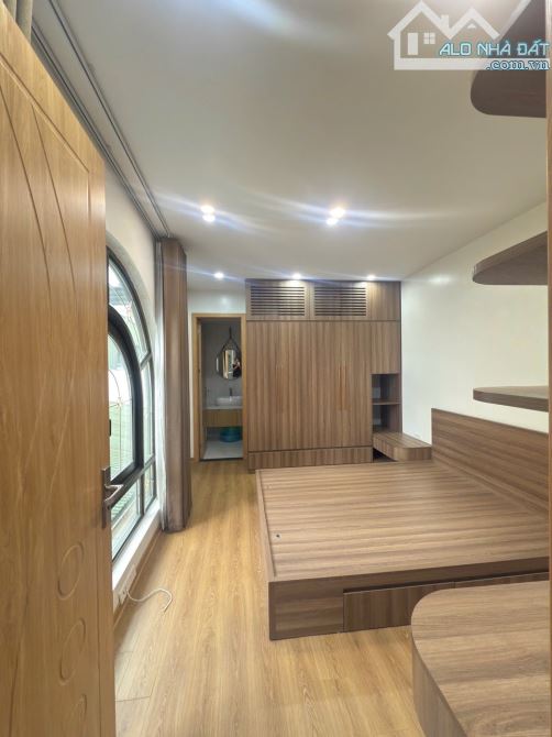 BÁN NHÀ 6 TẦNG THANG MÁY – VỊ TRÍ CỰC ĐẸP – 15M RA ĐƯỜNG TÂY SƠN – NỘI THẤT HIỆN ĐẠI – GIÁ - 2